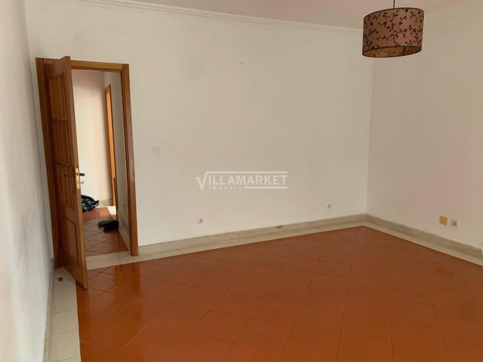 Apartamento T3 para Venda em Santa Maria do Castelo e Santiago e Santa Susana Foto 7