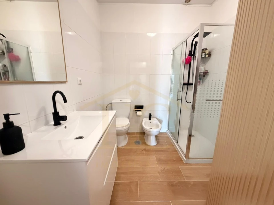 Apartamento T2 para Venda em Arvore Foto 15