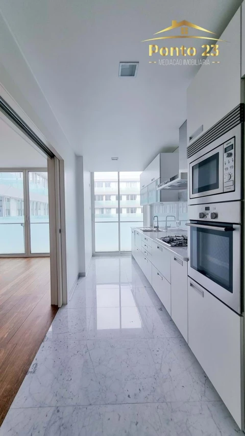 Apartamento T4 para Venda em Funchal (Se)