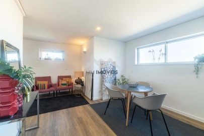 Apartamento T1 para Venda em Paranhos