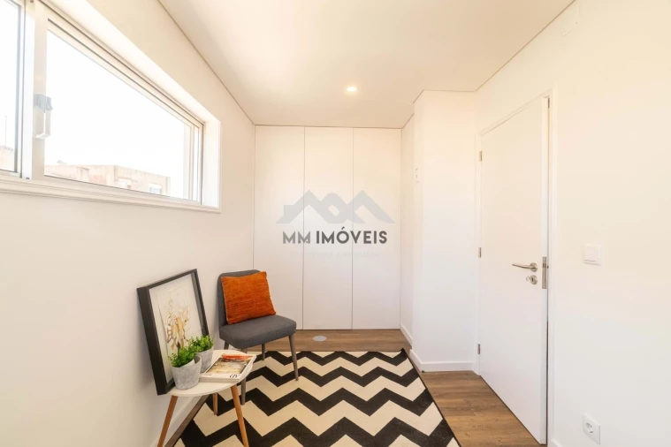Apartamento T1 para Venda em Paranhos Foto 15