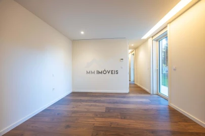 Apartamento T1 para Venda em Paranhos