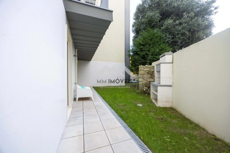 Apartamento T1 para Venda em Paranhos Foto 5