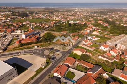 Terreno para Venda em Paramos