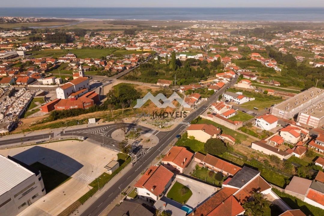 Terreno para Venda em Paramos Foto 9