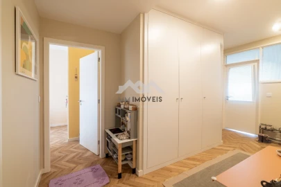 Apartamento T3 para Venda em Paranhos