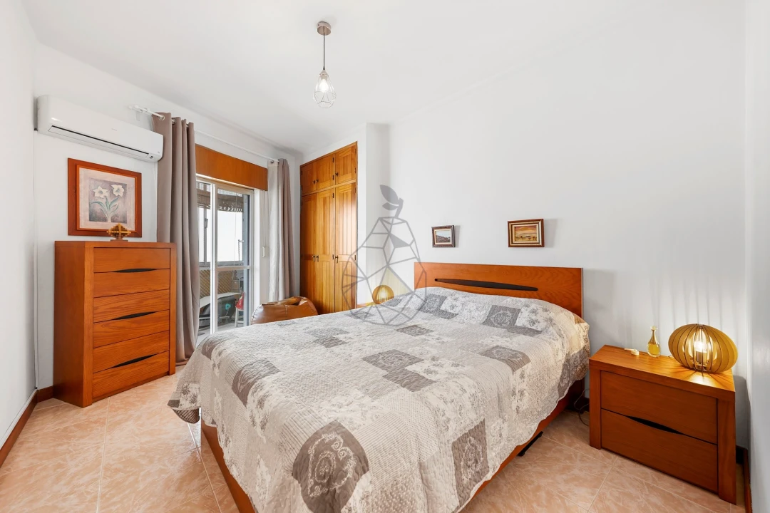 Apartamento T2 para Venda em Portimão Foto 20