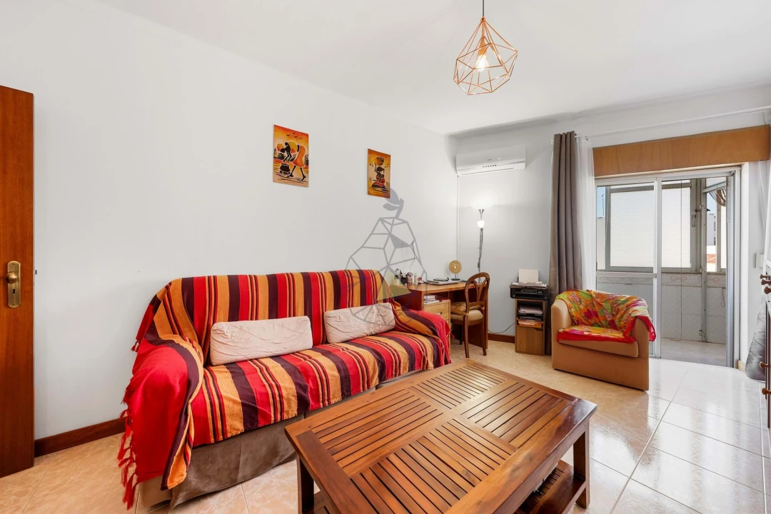 Apartamento T2 para Venda em Portimão Foto 13