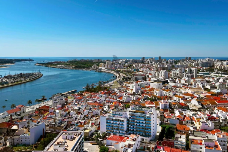 Apartamento T2 para Venda em Portimão Foto 33