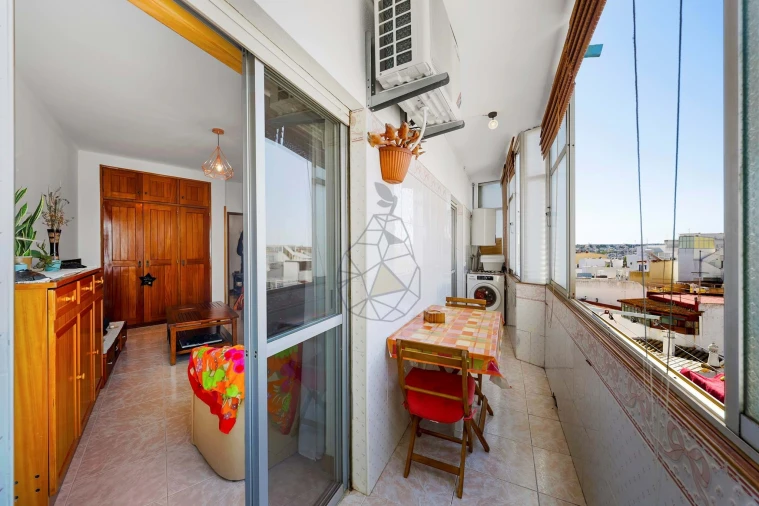 Apartamento T2 para Venda em Portimão Foto 23