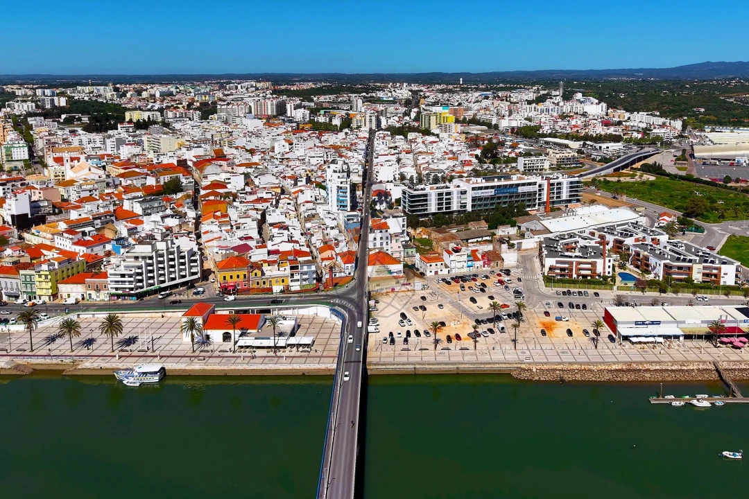 Apartamento T2 para Venda em Portimão Foto 32