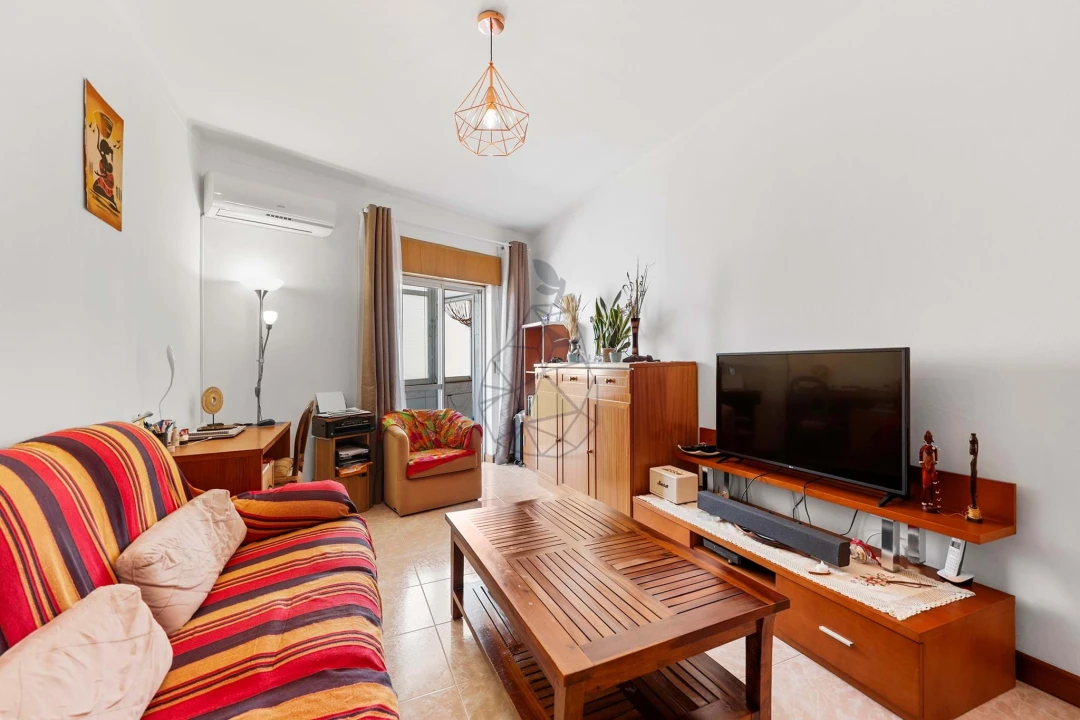 Apartamento T2 para Venda em Portimão Foto 12