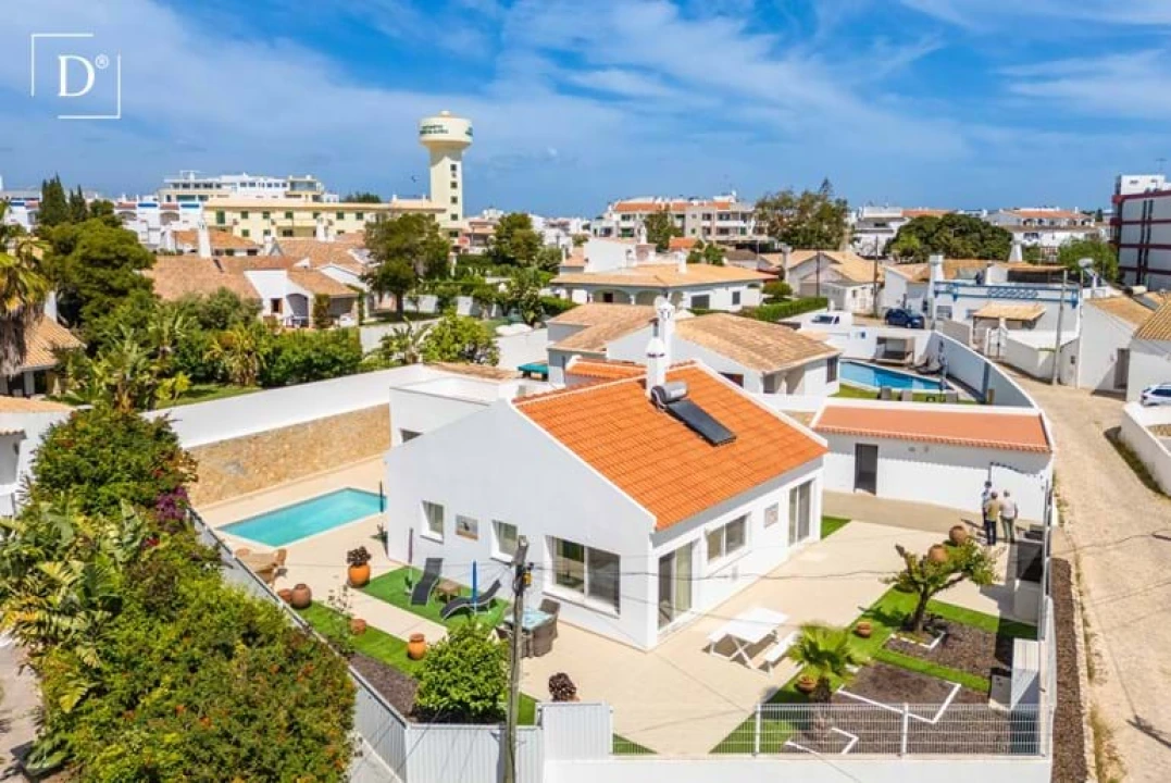 Moradia T3 para Venda em Albufeira e Olhos de Água Foto 28