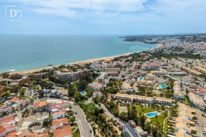 Moradia T3 para Venda em Albufeira e Olhos de Água