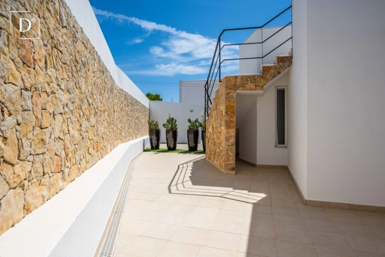 Moradia T3 para Venda em Albufeira e Olhos de Água Foto 25