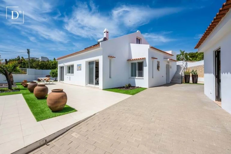 Moradia T3 para Venda em Albufeira e Olhos de Água Foto 4