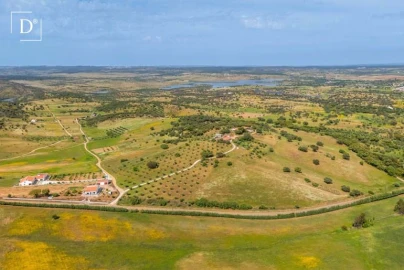 Moradia T3 para Venda em Nossa Senhora da Conceição, São Brás dos Matos, Juromenha
