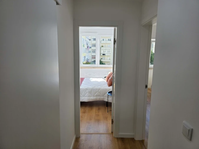 Apartamento T3 para Venda em Benfica Foto 4