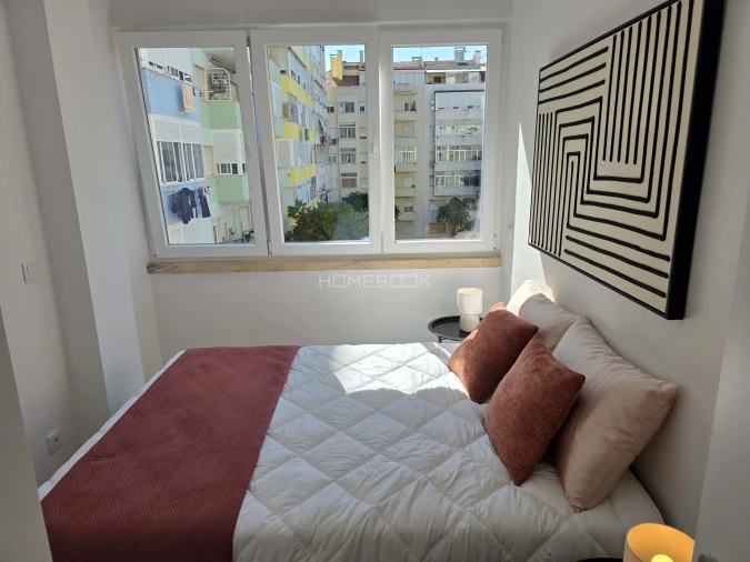 Apartamento T3 para Venda em Benfica Foto 5