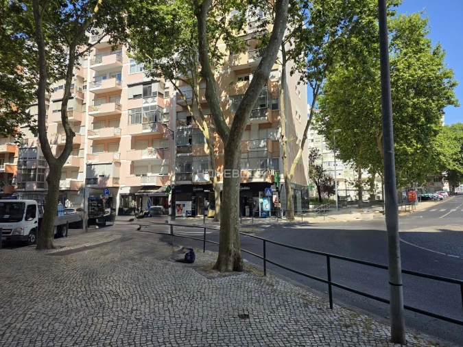 Apartamento T3 para Venda em Benfica Foto 16