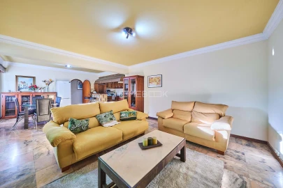 Moradia T6 para Venda em Alcabideche