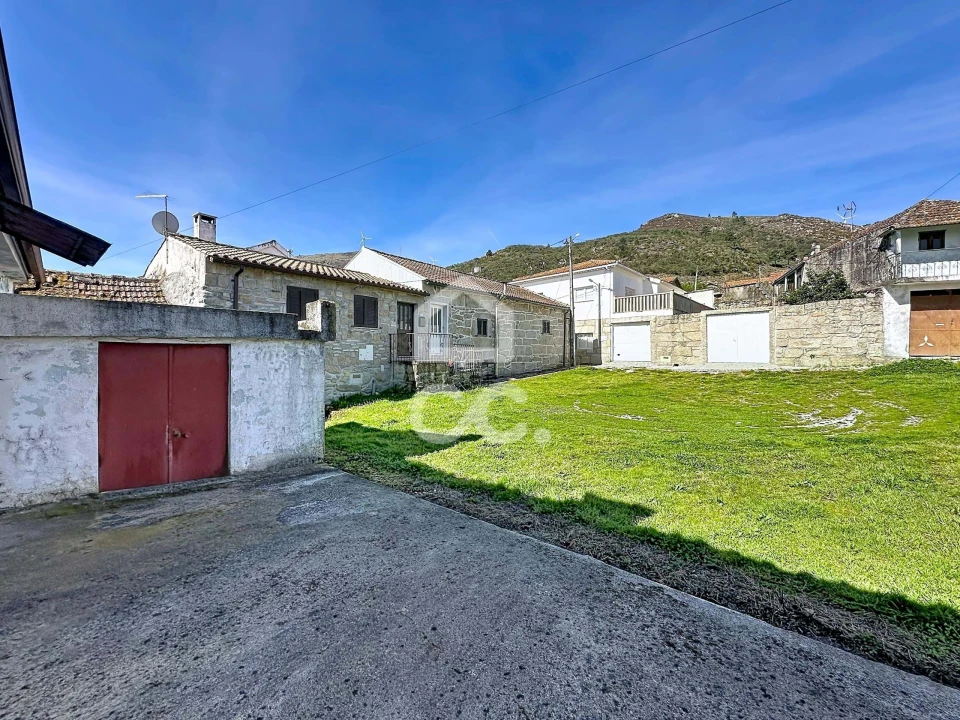 Moradia T3 para Venda em Ardãos e Bobadela Foto 7