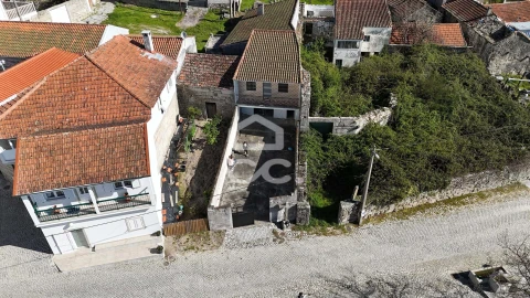 Moradia T3 para Venda em Ardãos e Bobadela