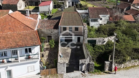 Moradia T3 para Venda em Ardãos e Bobadela