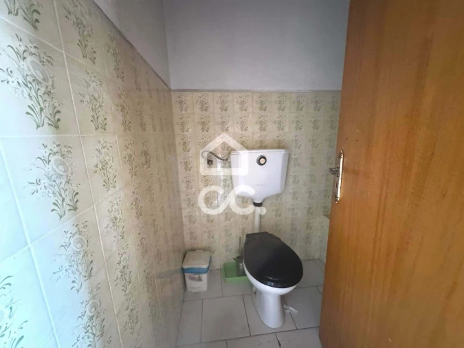 Negócio para Arrendamento em Santa Maria Maior Foto 7