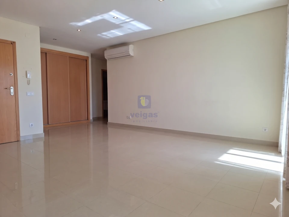 Apartamento T1 para Venda em São Martinho do Porto Foto 5
