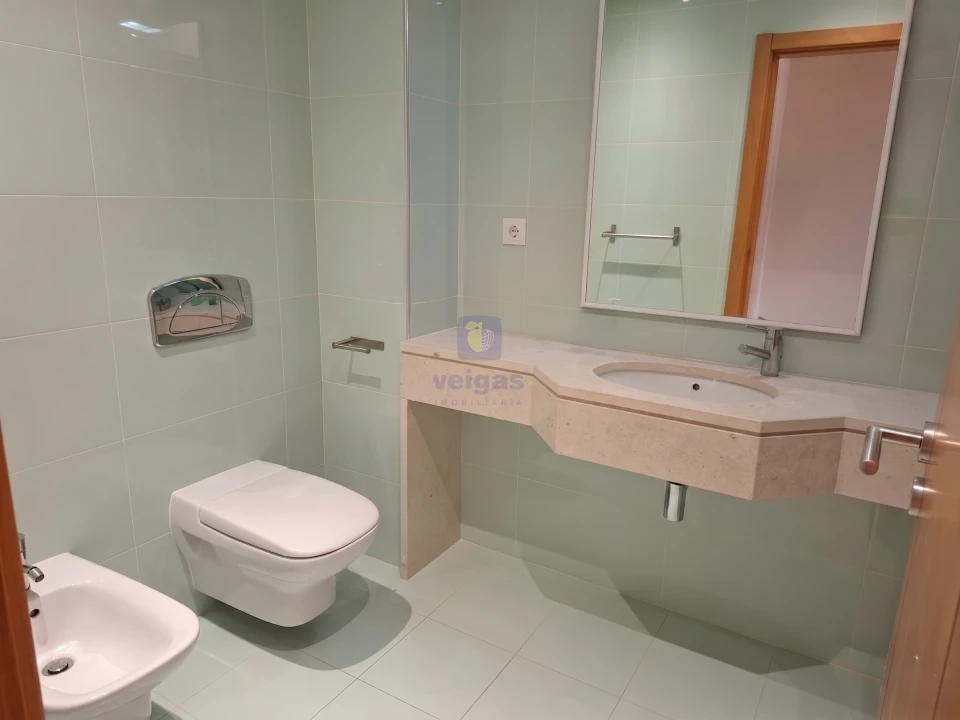 Apartamento T1 para Venda em São Martinho do Porto Foto 14