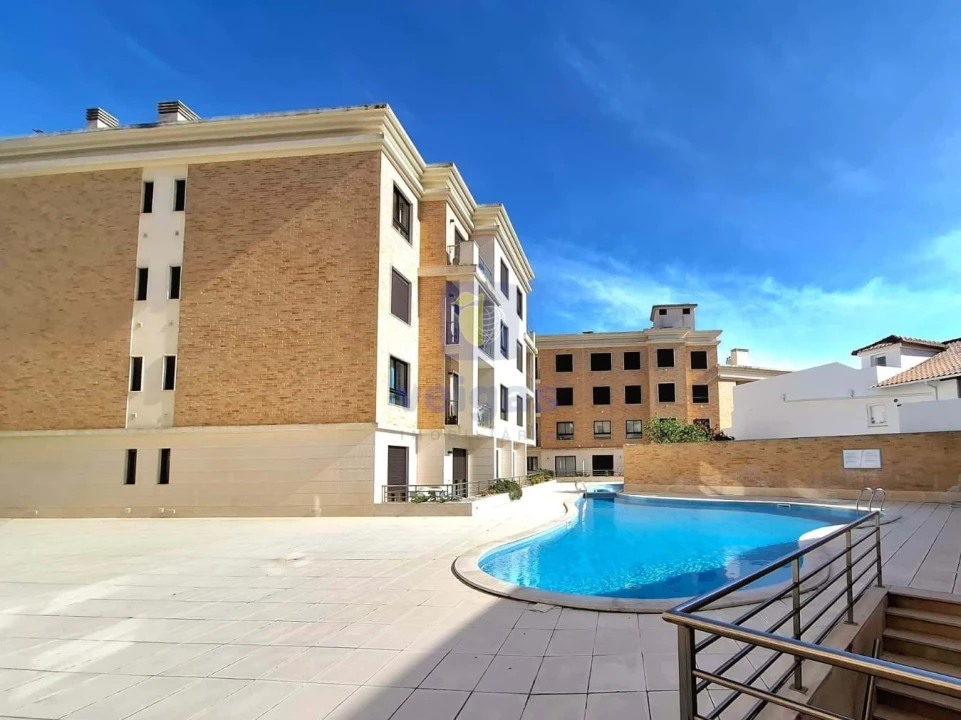Apartamento T1 para Venda em São Martinho do Porto Foto 24