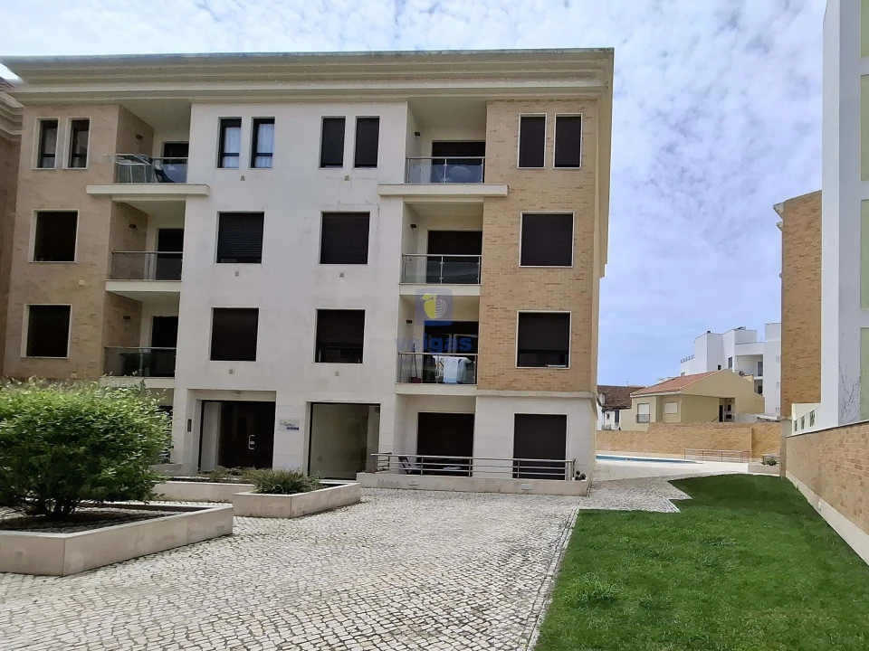 Apartamento T1 para Venda em São Martinho do Porto Foto 28