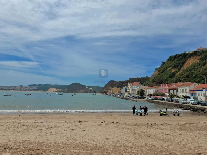 Apartamento T1 para Venda em São Martinho do Porto Foto 38