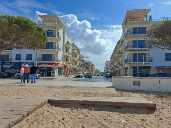 Apartamento T1 para Venda em São Martinho do Porto Foto 35