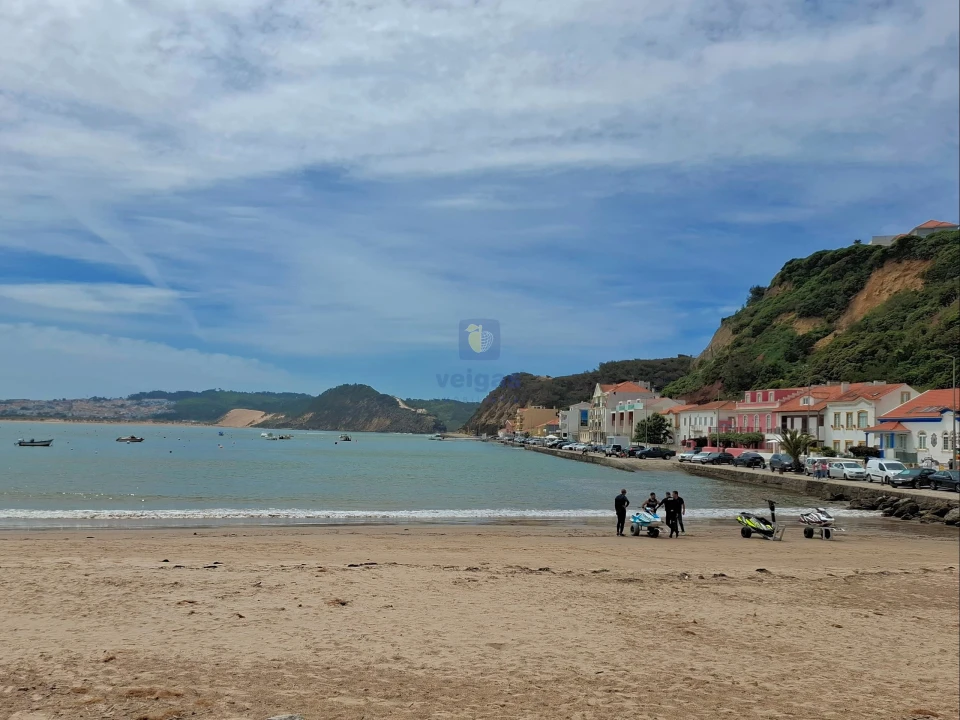 Apartamento T1 para Venda em São Martinho do Porto Foto 38