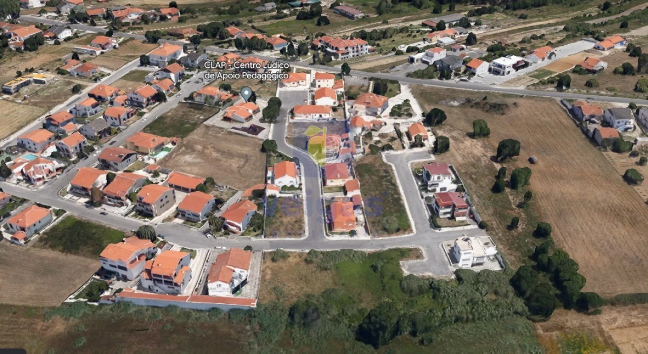 Terreno para Venda em Caldas da Rainha - Santo Onofre e Serra do Bouro Foto 2