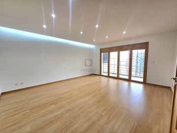 Apartamento T3 para Venda em Odivelas