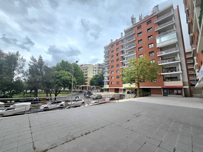Apartamento T3 para Venda em Odivelas Foto 36