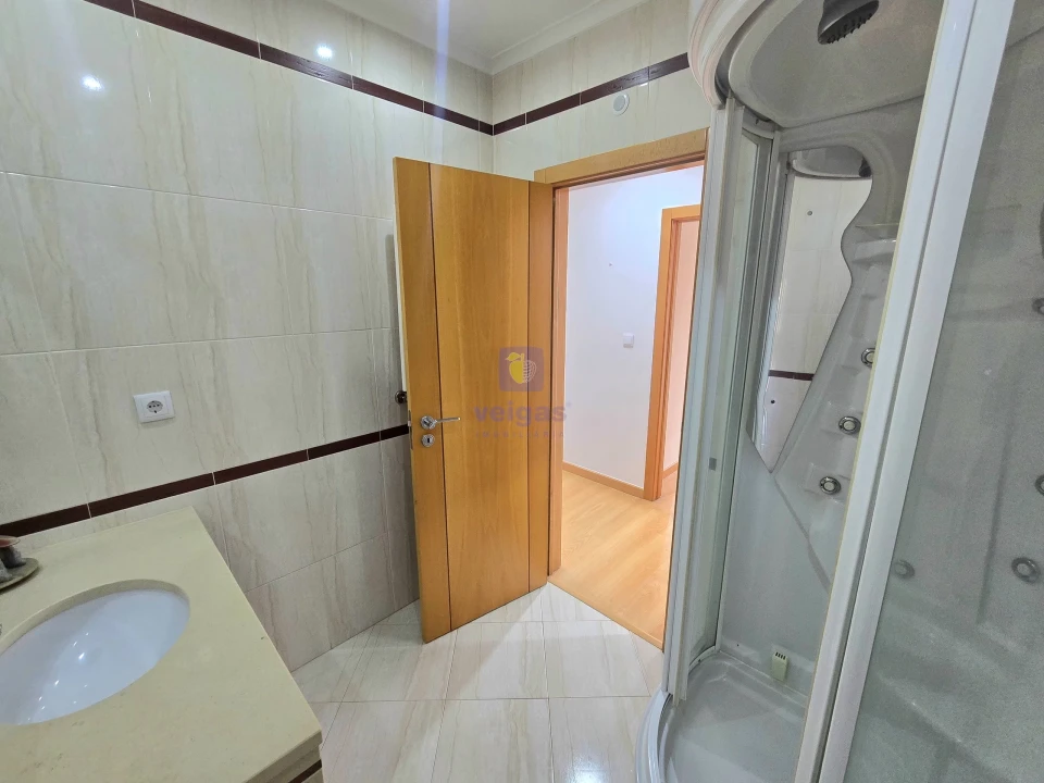 Apartamento T3 para Venda em Odivelas Foto 18