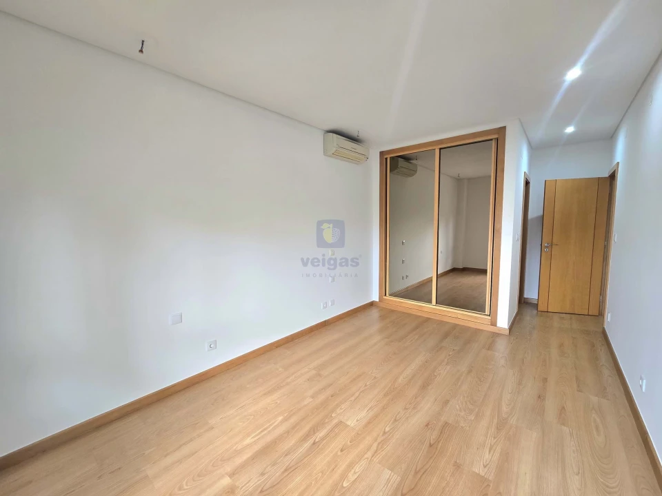 Apartamento T3 para Venda em Odivelas Foto 10