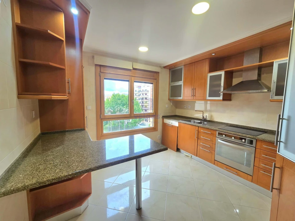 Apartamento T3 para Venda em Odivelas Foto 5