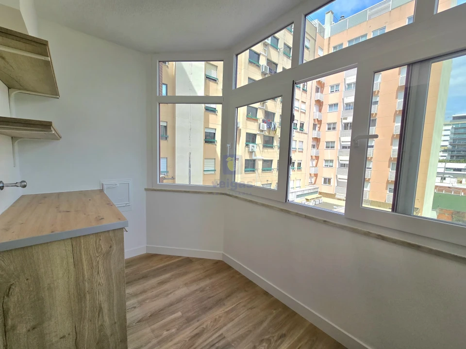 Apartamento T3 para Venda em São Domingos de Benfica Foto 8