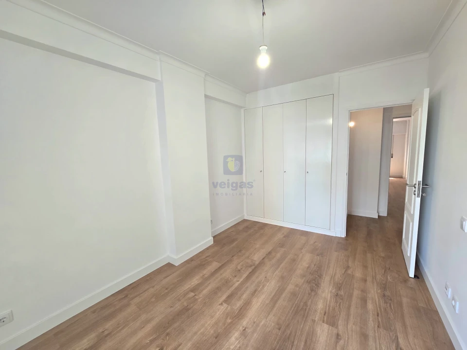 Apartamento T3 para Venda em São Domingos de Benfica Foto 22