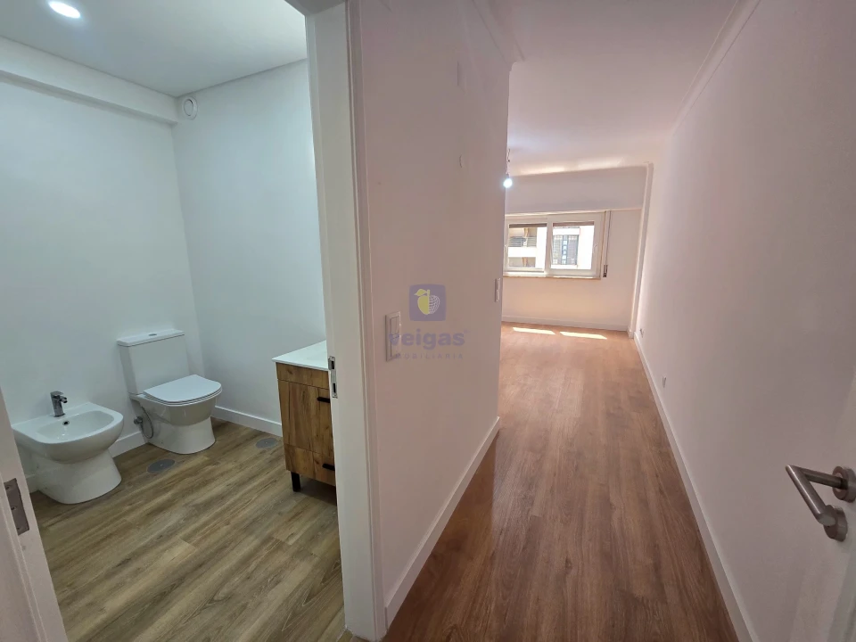 Apartamento T3 para Venda em São Domingos de Benfica Foto 24