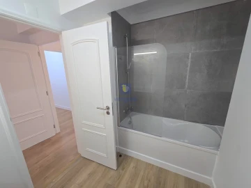 Apartamento T3 para Venda em São Domingos de Benfica