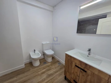 Apartamento T3 para Venda em São Domingos de Benfica
