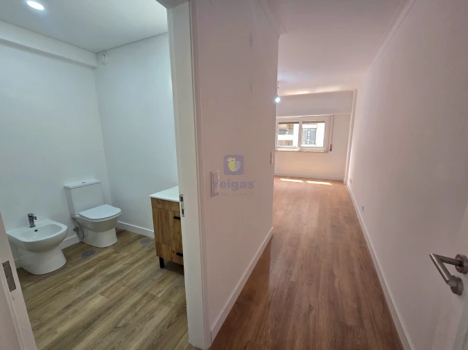 Apartamento T3 para Venda em São Domingos de Benfica Foto 24