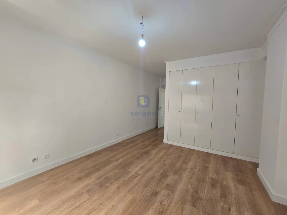 Apartamento T3 para Venda em São Domingos de Benfica Foto 28
