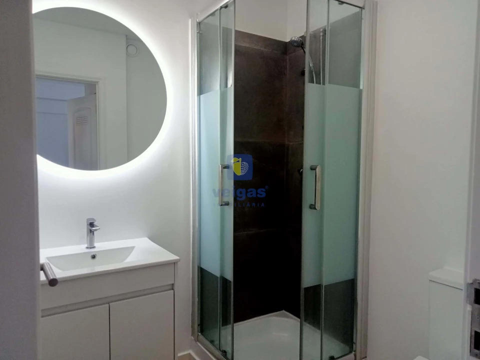 Apartamento T3 para Venda em São Domingos de Benfica Foto 12